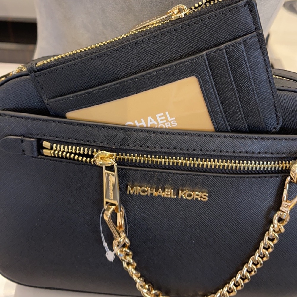 MK Jet Set Item Lg EW Zip Chain Crossbody & Jet Set Travel Sm TZ Coin Pouch ID